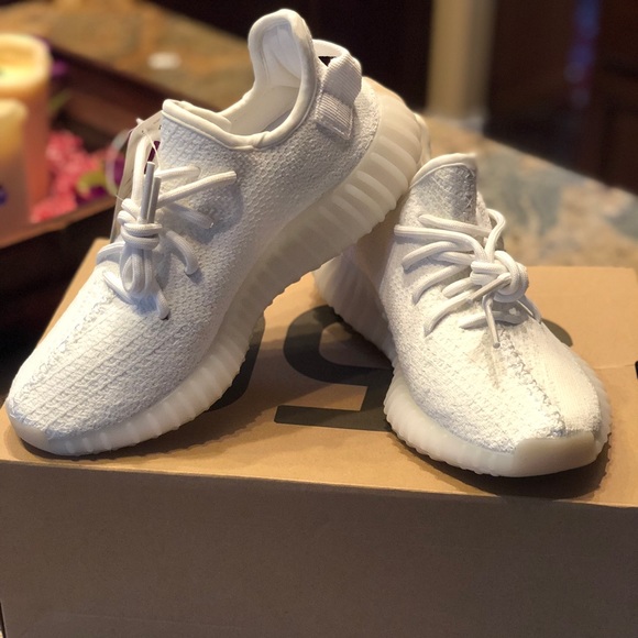 Yeezy Shoes - Adidas Yeezy Boost 350 V2 Creams